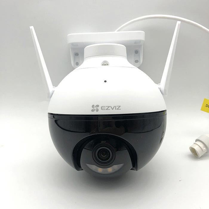 Camera IP Wifi quay quét EZVIZ C8W 4MP