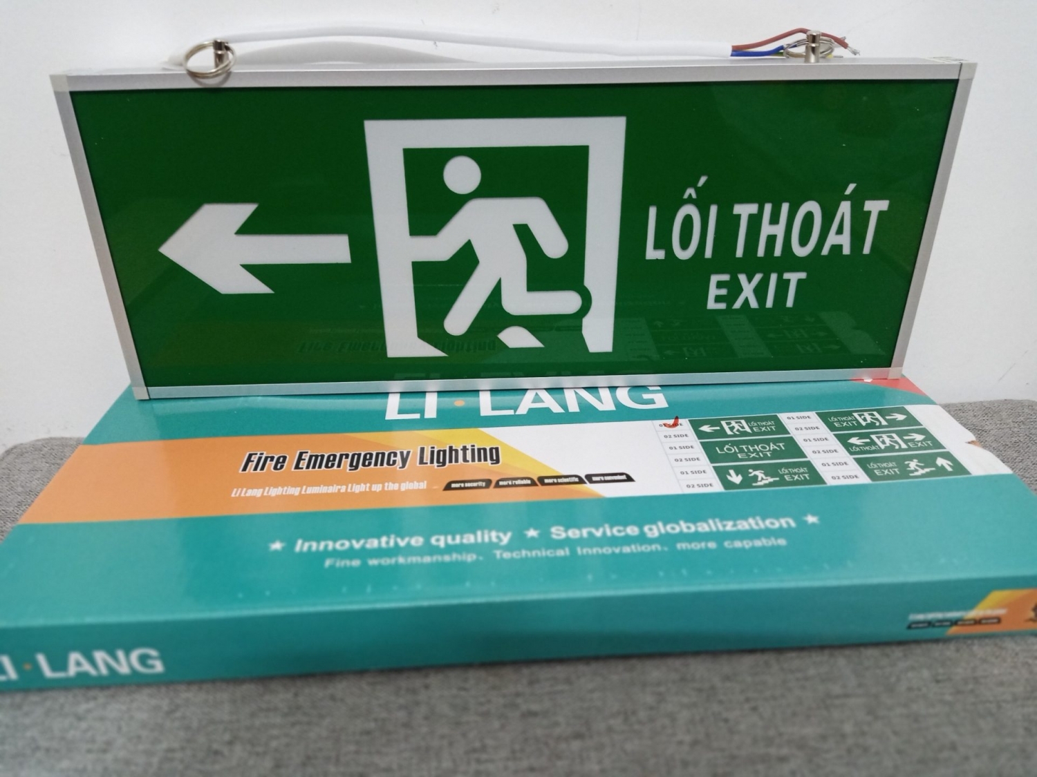 Đèn Exit loại 2 mặt (loại chỉ hướng trái, phải)