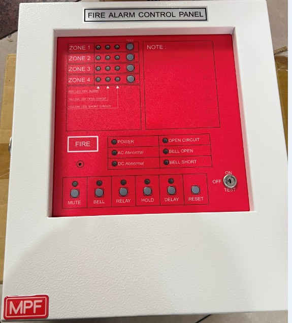 TRUNG TÂM BÁO CHÁY 4 KÊNH BAO GỒM ẮC QUY NHÀN HIỆU: MFP-P4-4L/ TAIWAN