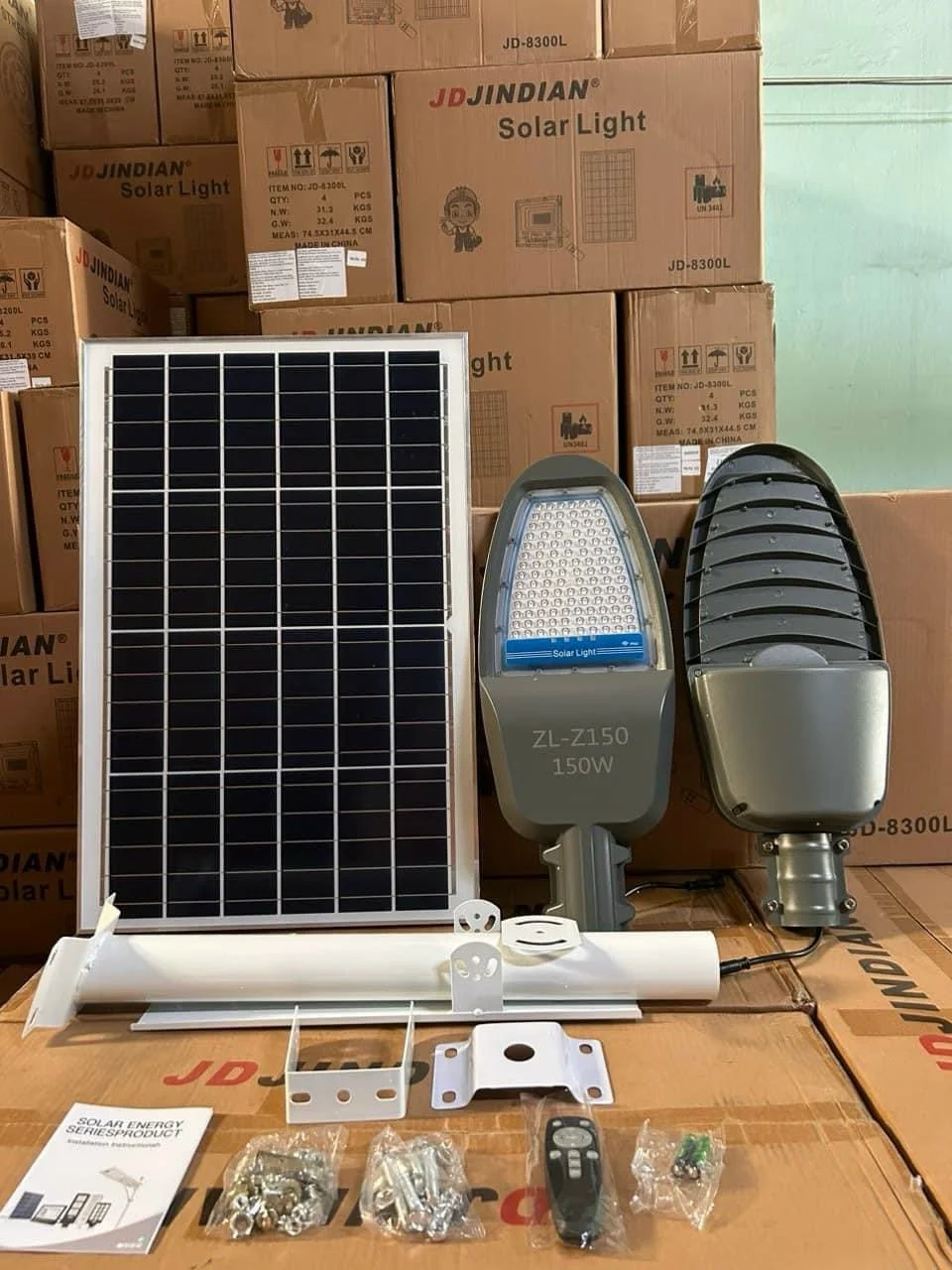 Đèn năng lượng mặt trời 150W ZL-Z150